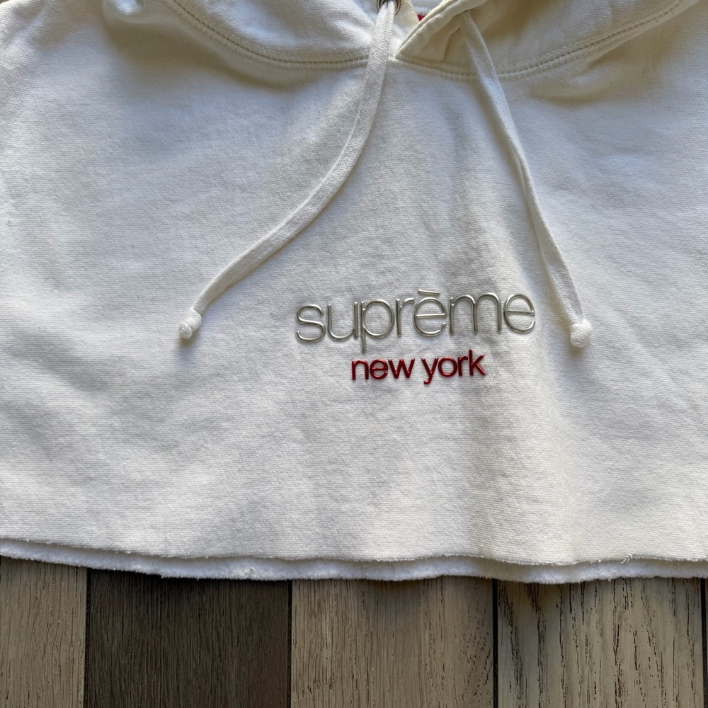 Supreme White Cropped Hoodie - Picture 2 of 6